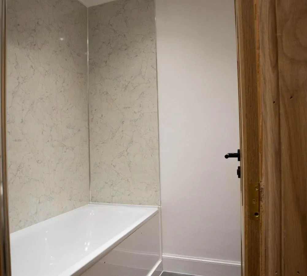 Elegant & Sunny 2Bd Basement Stay, Edinburgh! Apartment Edinburgh